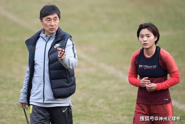 安吉尔-里斯表现惊艳，最近三场均夺23.7分10篮板